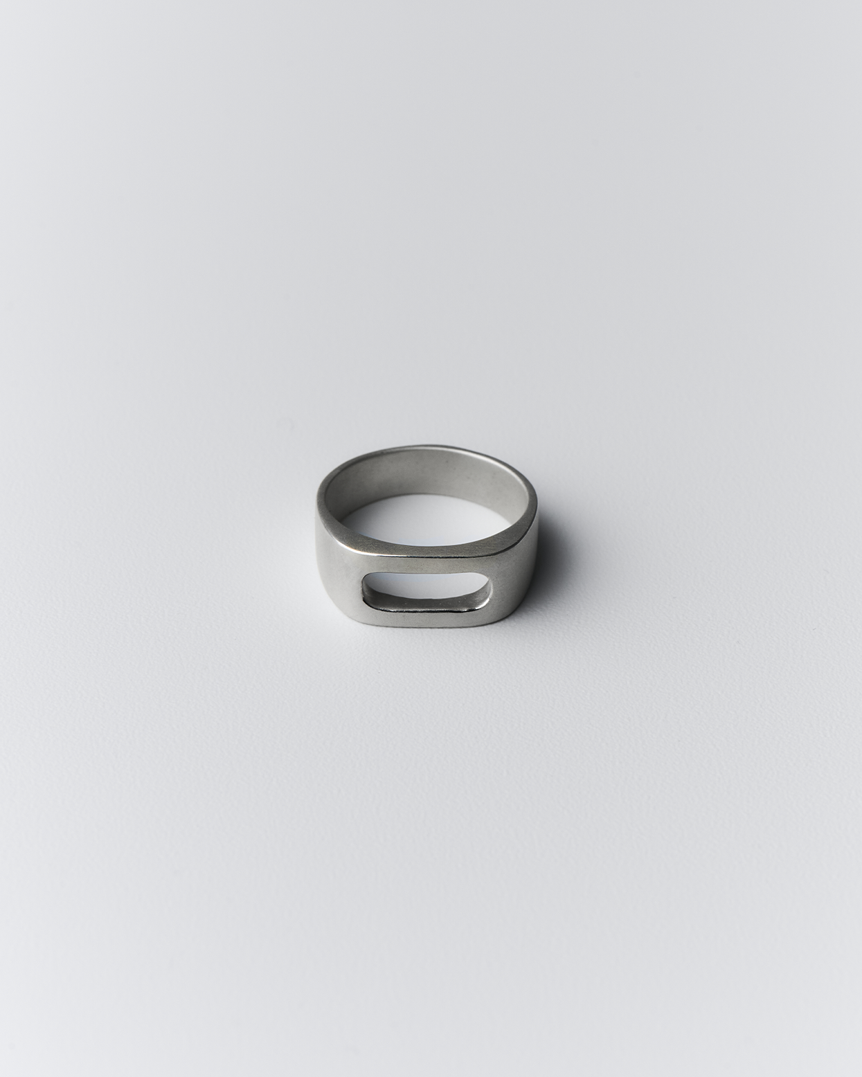 Abumi hook ring