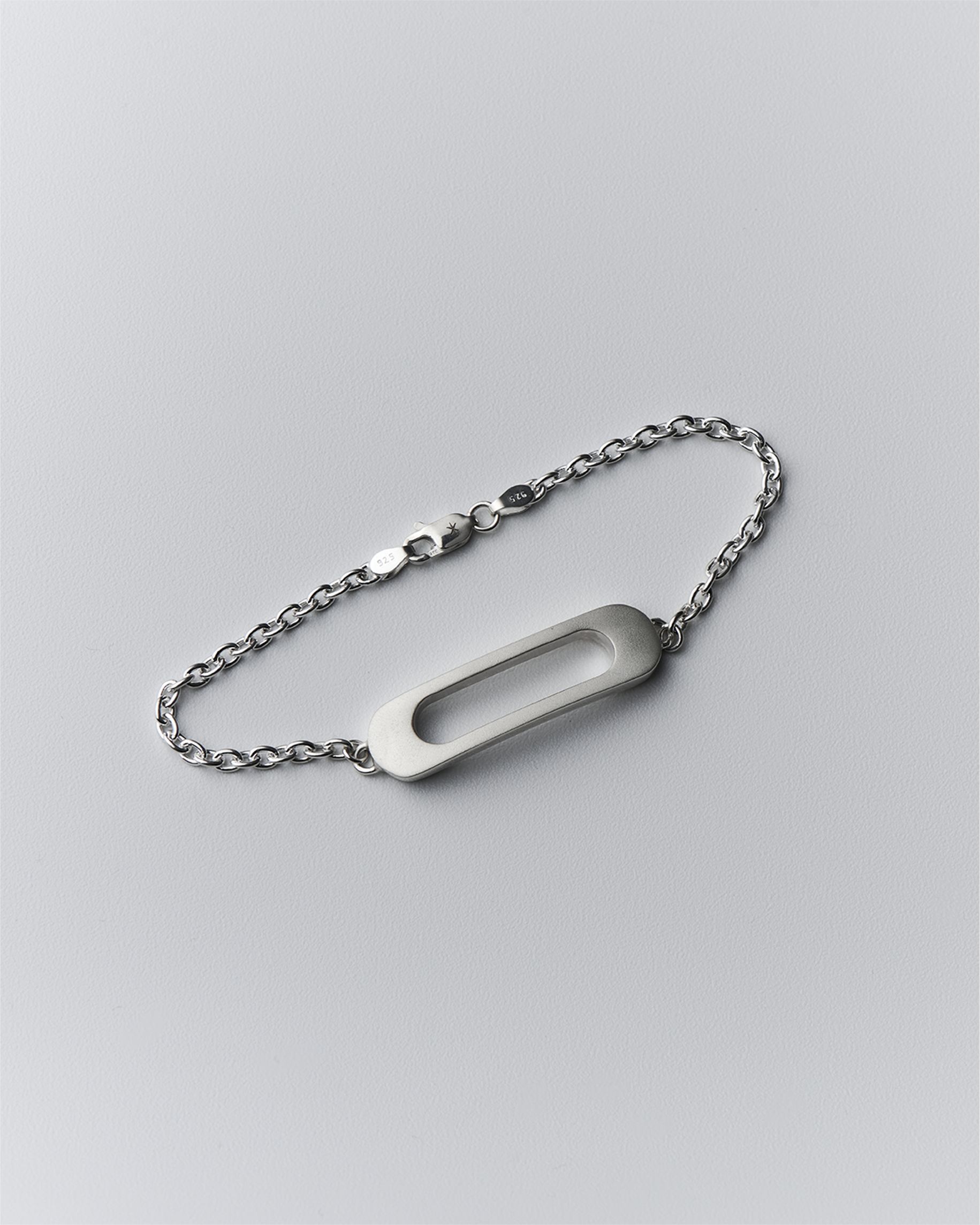 Abumi hook bracelet GM