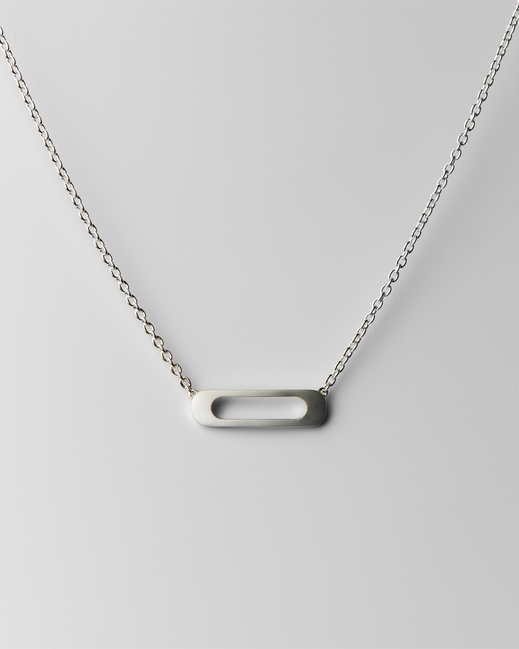 Abumi hook necklace GM