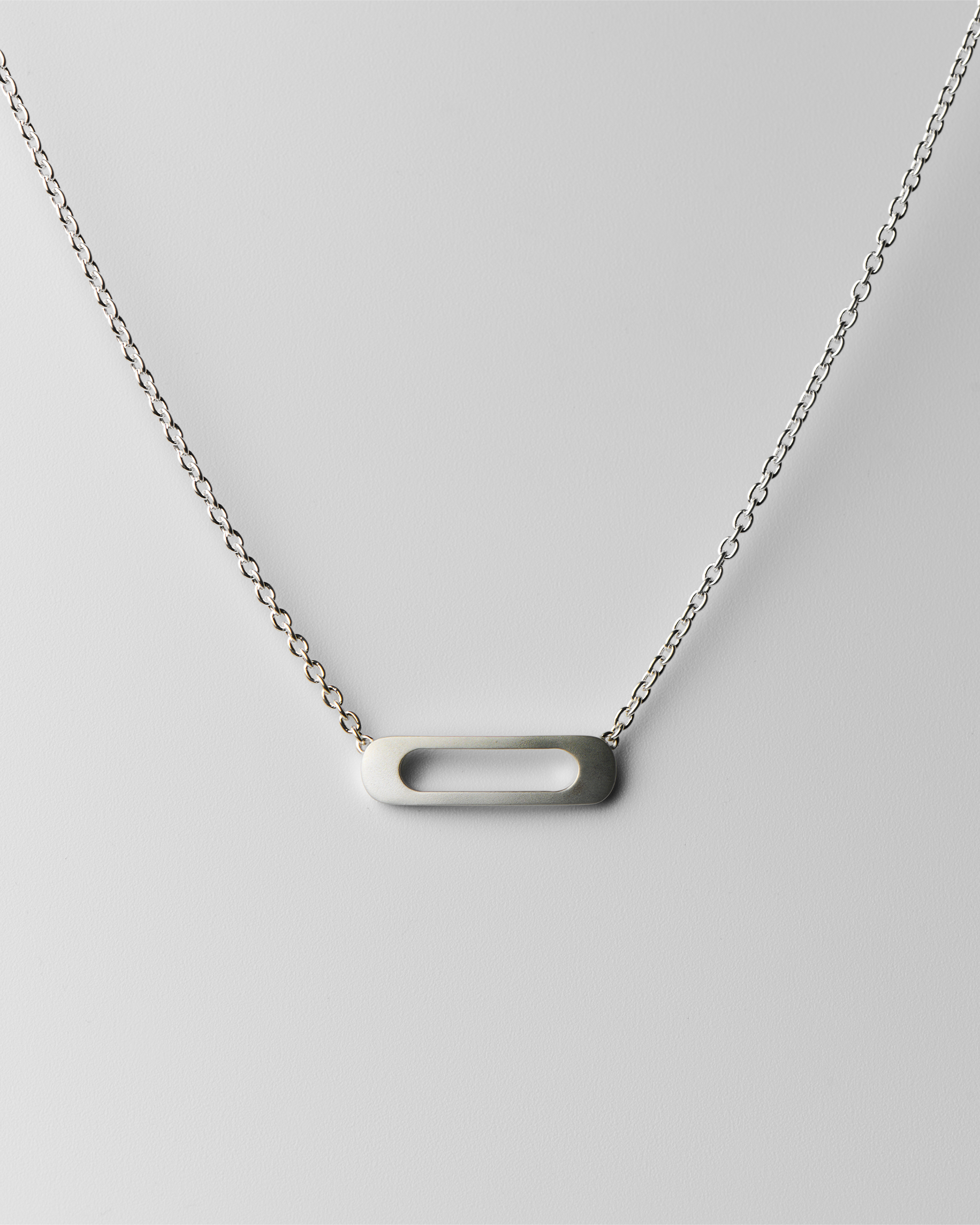 Abumi hook necklace GM