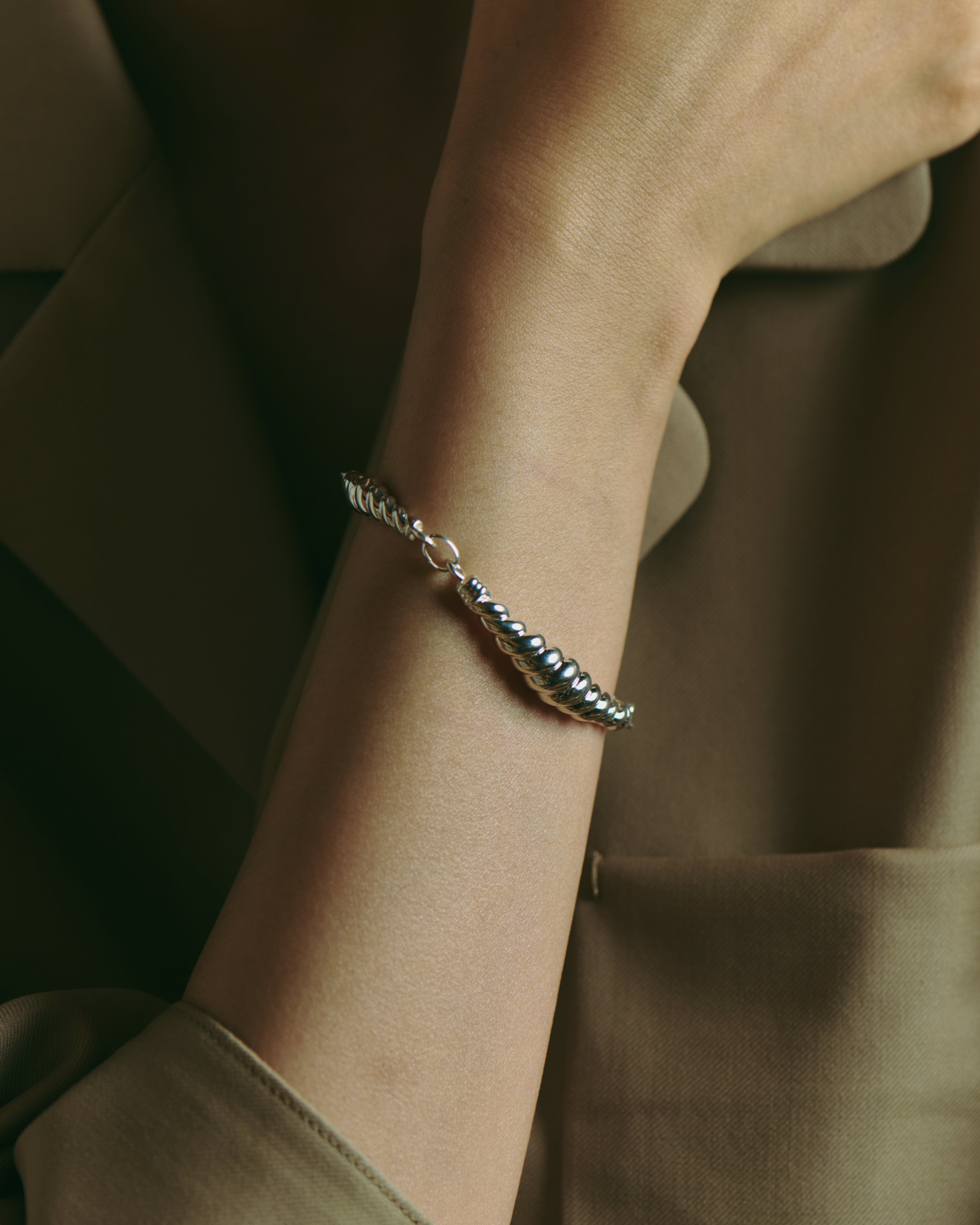 SIME TWIST BRACELET