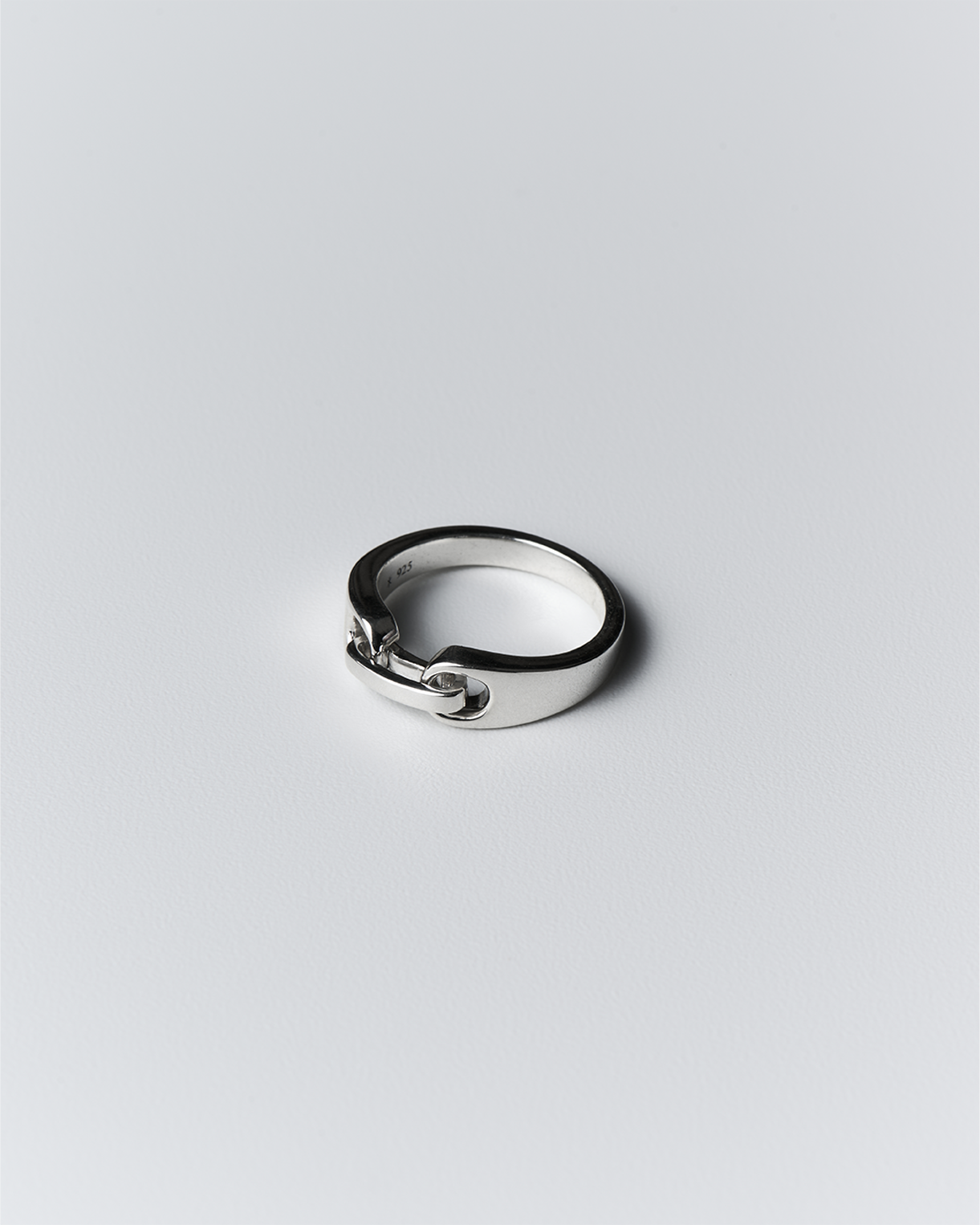 Kutsuwa bridge ring PM