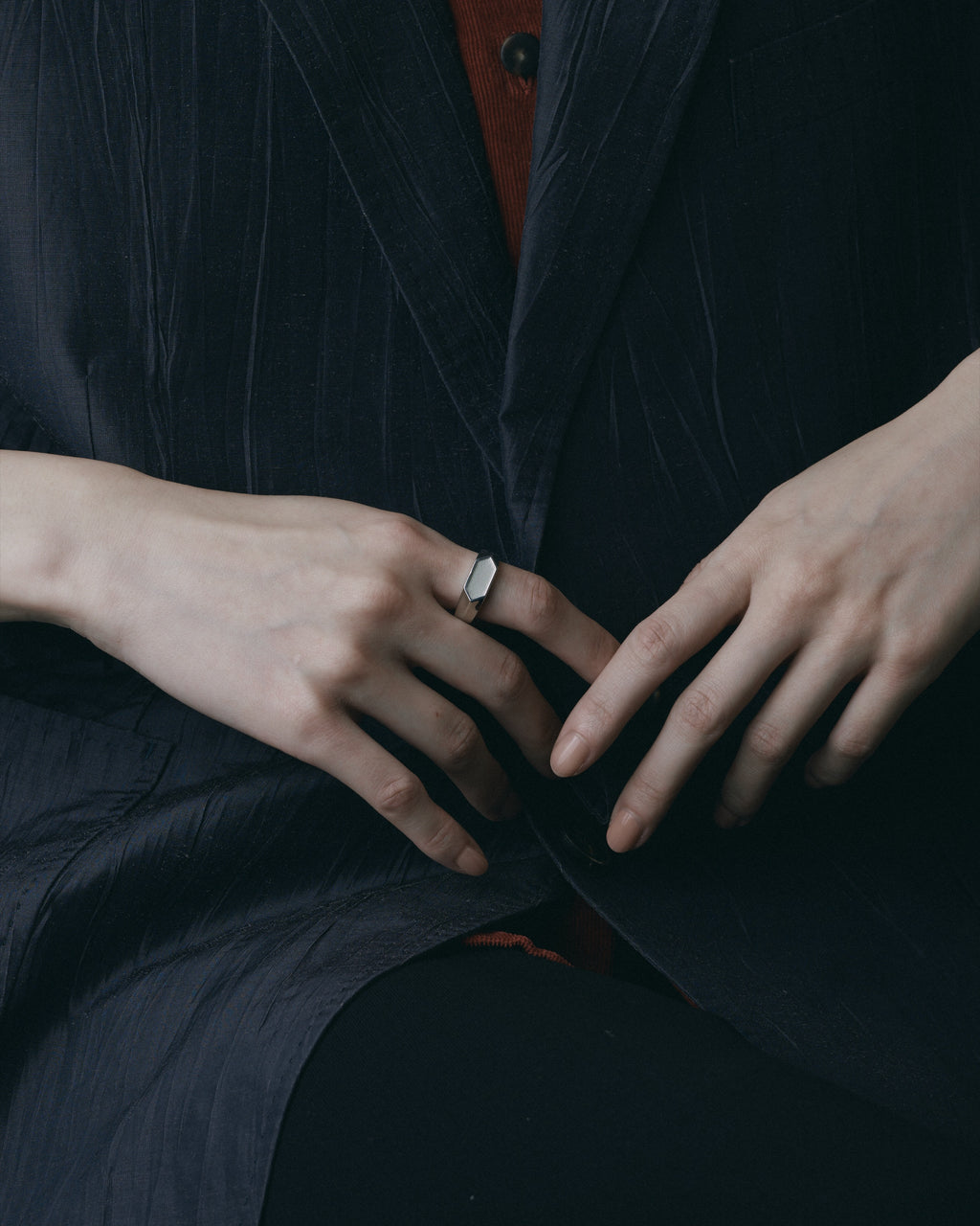 NAGA-KIKKO Signet Ring