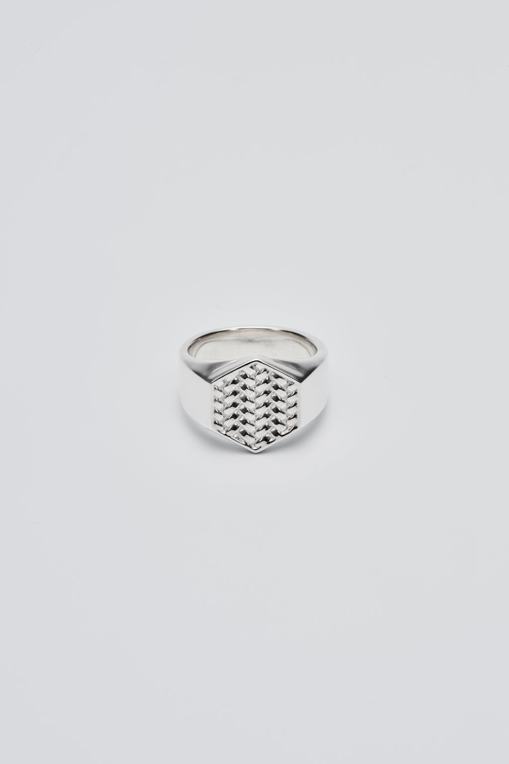 KIKKO AJIRO Signet Ring