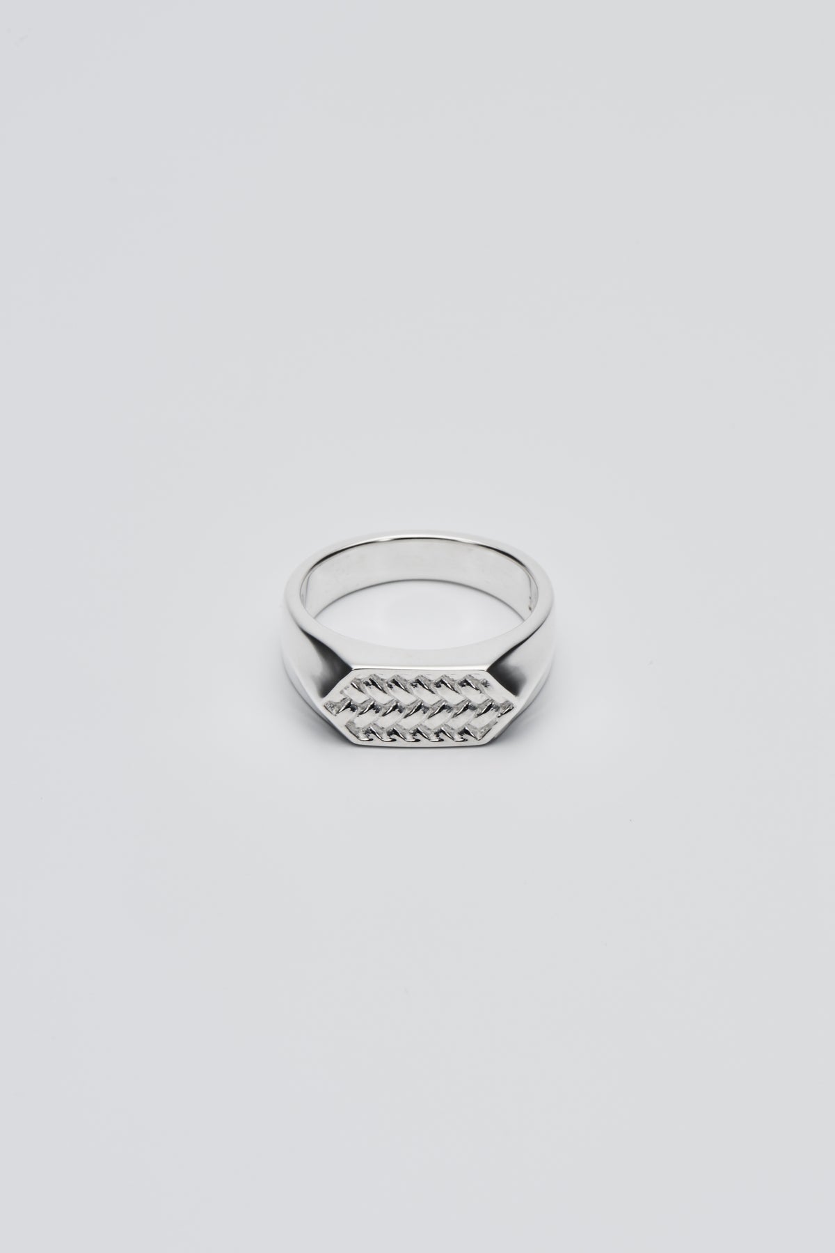 NAGA-KIKKO AJIRO Signet Ring