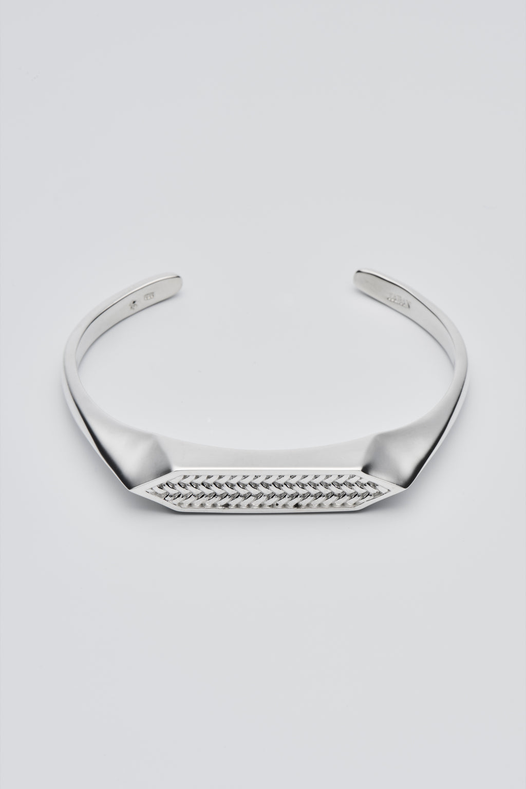 Naga-Kikko Ajiro Bangle