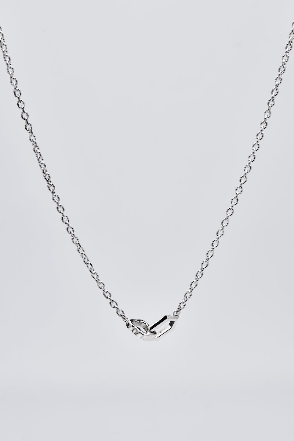 HANABISHI KIKKO Chain Necklace